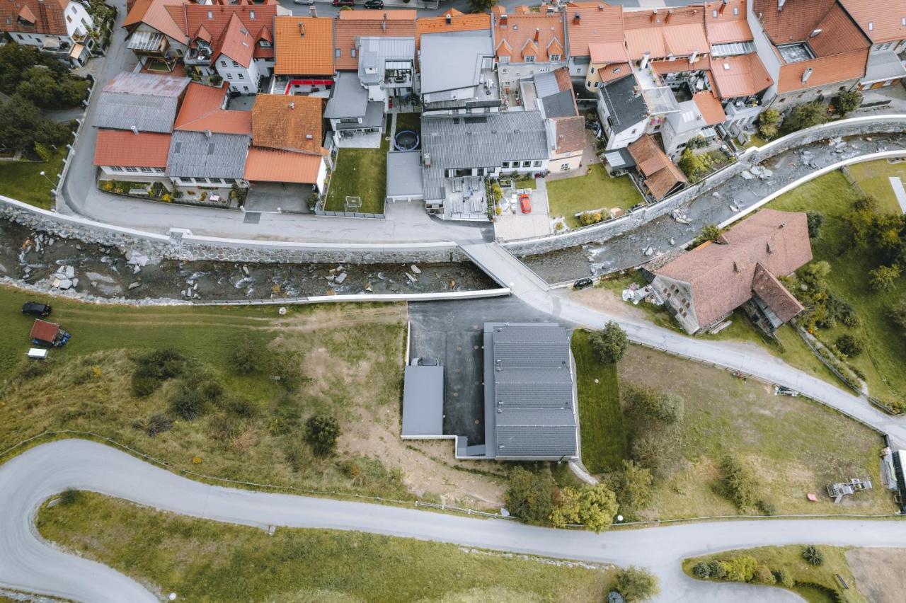Zum Wohle Aparthotel Oberwoelz Stadt ภายนอก รูปภาพ